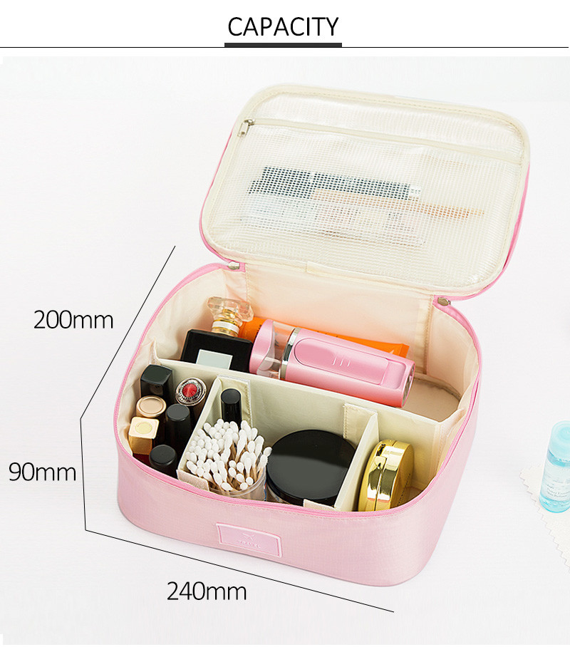 Wholesale Waterproof Large Capacity Cosmetics Makeup Bag With Dividers