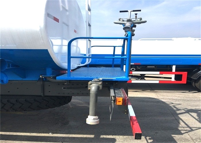 ZZ1257N3647 6x4 HW19710 HOWO Water Tank Truck