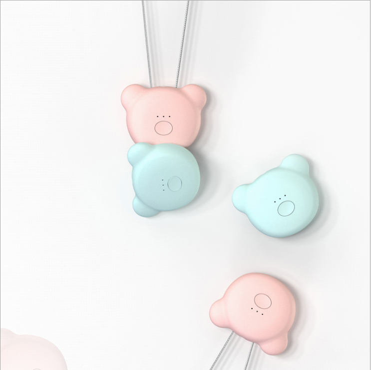 Portable Mini Air Purifier Air Refresher Negative Ion PM 2.5 With Necklace