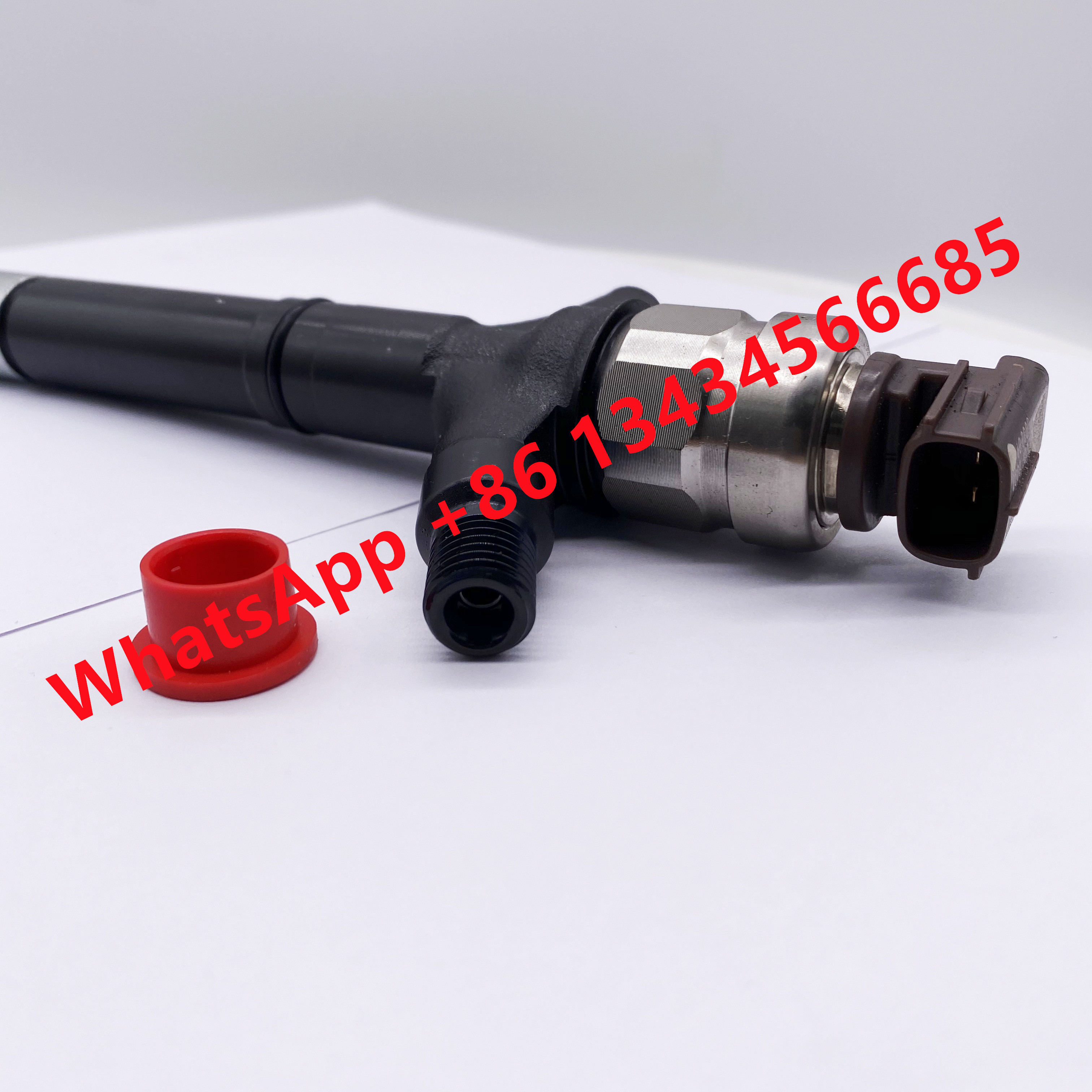 DENSO Common Rail Fuel Injector 095000-6230 for TOYOT 23670-09140