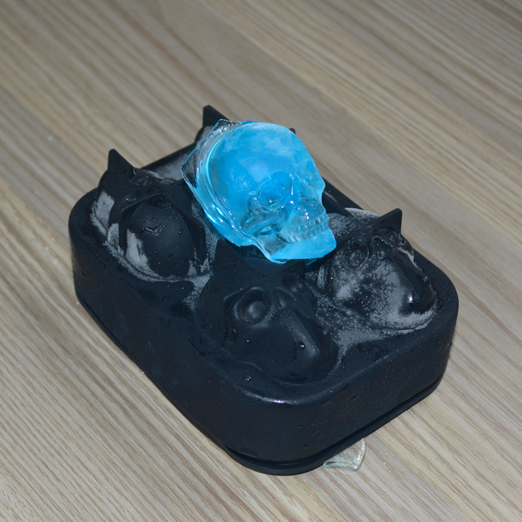 Summer Silicone Ice Mold Sustainable 3D Skull Ice Cube Mold Customized