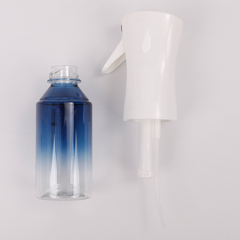 Hairdressing Fine Mist Spray Bottle Plastic Ultra Misting Continuous 200ml 6.76oz Gradient
