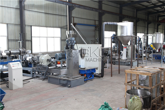 LDPE HDPE Pelletizing Machine 132KW Single Screw Extruder Machine
