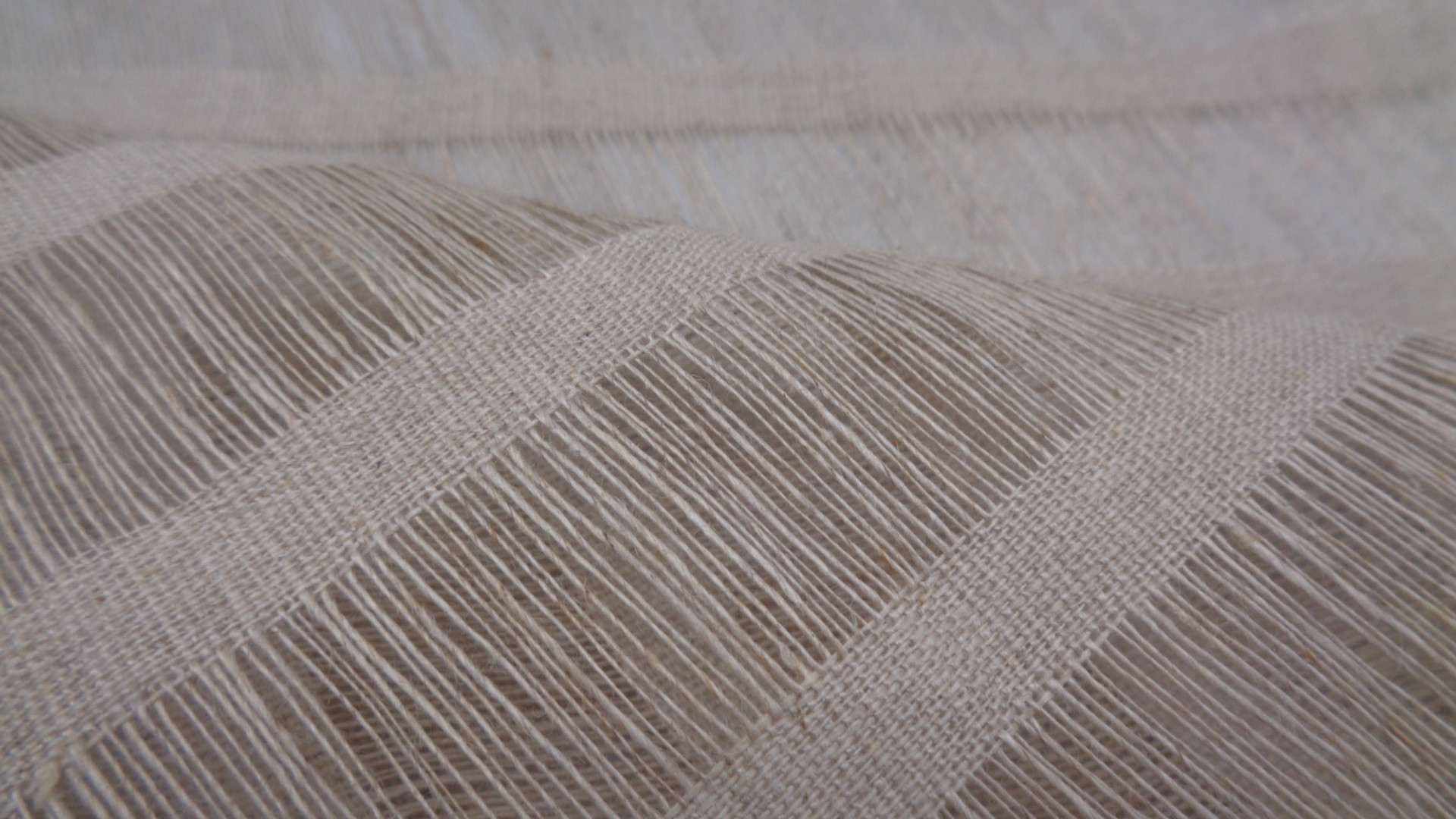 100% Linen Vertical Stripes Perforated Fabric 132 Gsm 150cm