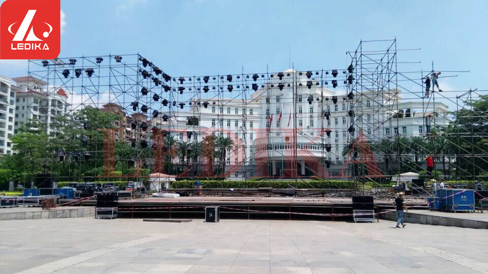 Hot Style Dragon Truss For Hanging Line Array And Lighting Scaffolding Standard