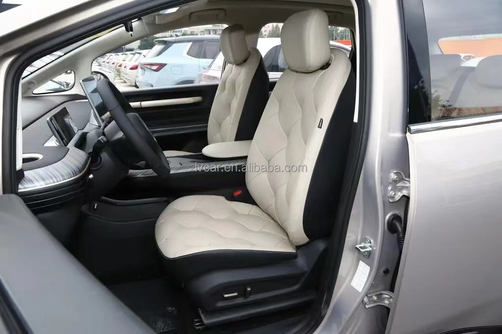 Left-Hand Steering Wuling Baojun Popular and Affordable Five Door Five Seat Hatchback