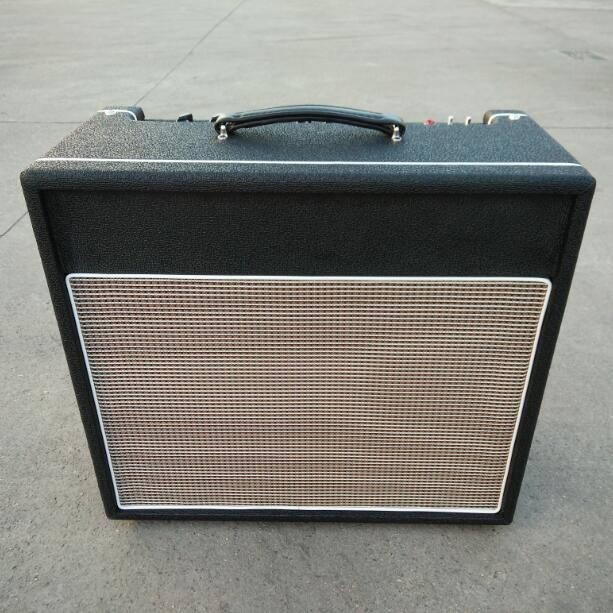 Vox Style Tube Guitar Amplifier Combo 30W with Reverb Gain, Fat Switch, Treble, Bass, Middle, Volume, Reverb