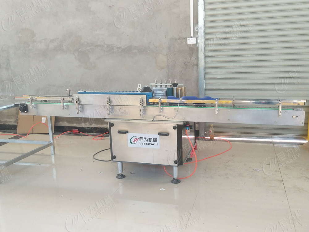 Semi Automatic Glass Bottle Cans Jar Screwing Capping Sealing Packing Machine