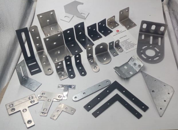 Rust Resistant Galvanized Angle Brackets For Building Installation