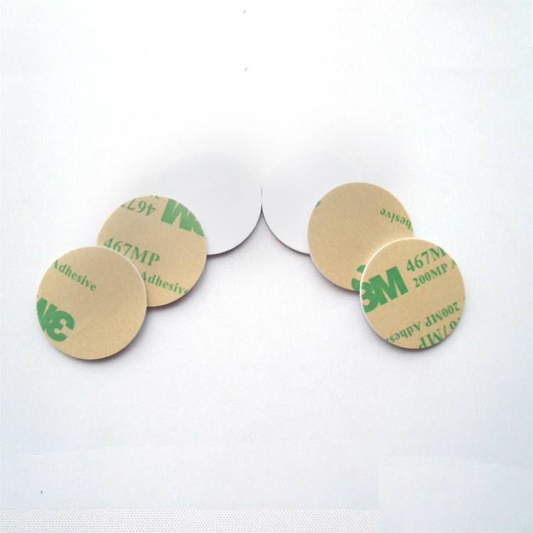 Hard Pvc PET RFID NFC Tags On Metal Surface Coin Iso15693 Weatherproof
