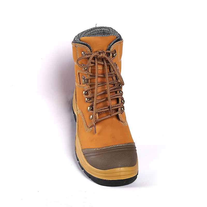 Factory Workshop Waterproof Slip Resistant Work Boots Cowhide Anti Puncture Material