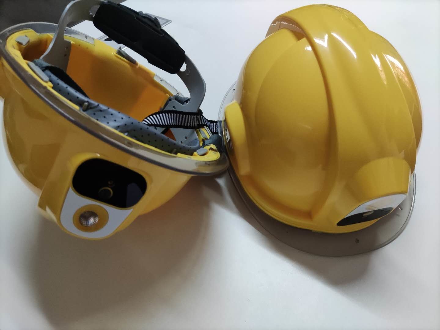 4G Safety Helmet built in Camera Lens for Construction Mining Worker