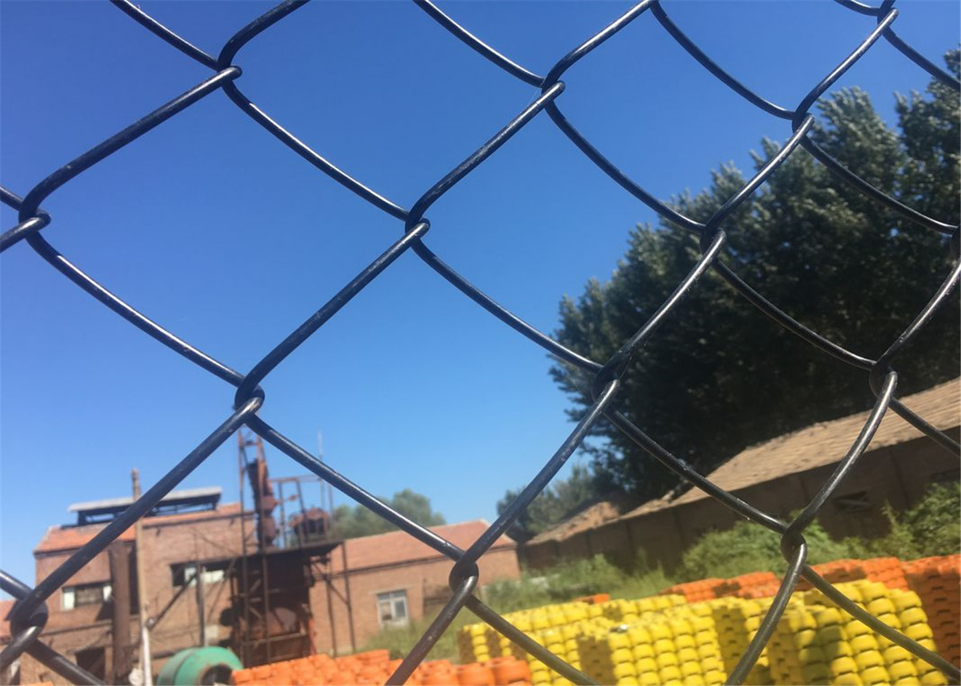 chain link fence for the park and tree ,Hot Sale Chain Link Fence for Playground Park / Forest Protecting