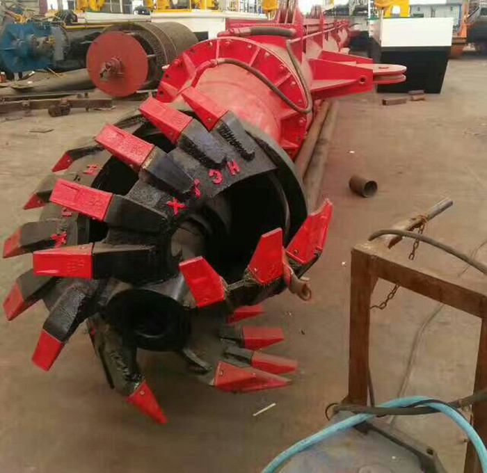 The Daily Output of This 14 Inch Model Dredger Equipment is 3000 Cubic Meters