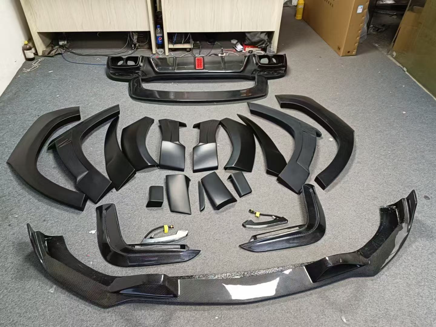 X166 Mercedes Wide Body Kit GLS450 GLS63 2015 Front Lip Spoiler Widebody Kit