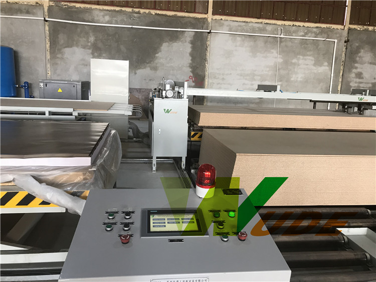 Short Cycle Double Sided Synchronous Laminating Line 6×12 High Efficiency