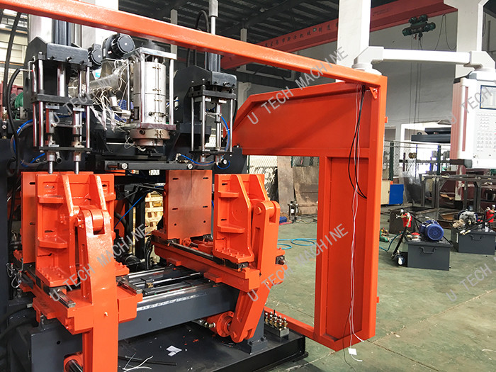 Jerry Cans HDPE Blow Molding Machine 720mm Moving Distance 630x385mm