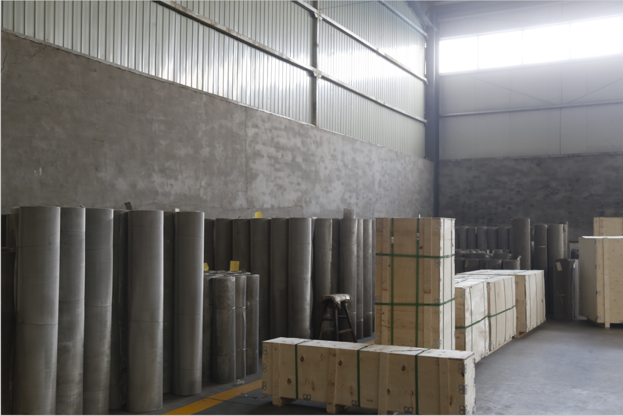 0.9M Width Metal Aluminium Wire Mesh 14x14 Enamelled For Windows