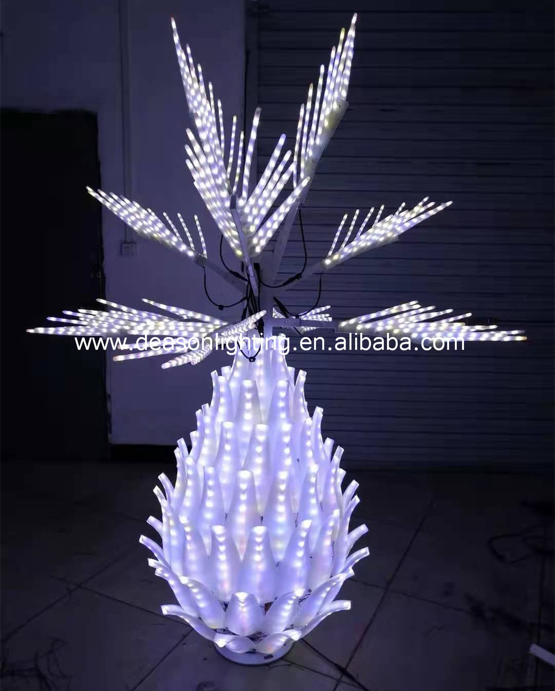 Color Changing Outdoor Led Pineapple Tree