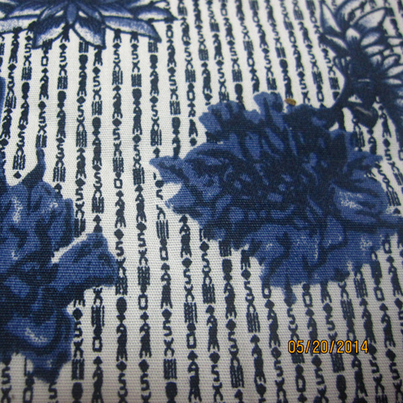 Poplin Pattern Floral Print Shirt Fabrics 100gsm 65% Poly 35% Cotton