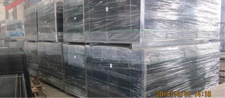 50x200mm H2.43m Privacy Steel Fence Galvanized PVC Coated