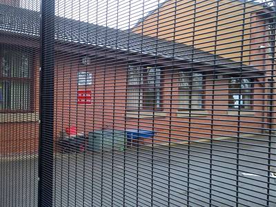 High Security Prison Anti -Cut Wire Fencing Panels Anti-Climb Security Resisdential Fence