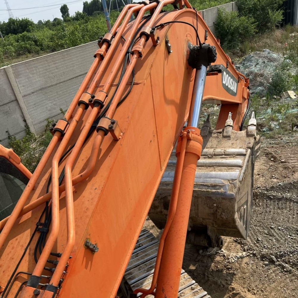 100% Original Used Excavator Korea Made Original Doosan 30 Ton Used Digger