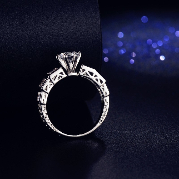 CZ with Big Round Zircon Ring Elegant Women Wedding Rings High Quality Delicate Gift Ring Fashion AAA CZ RIng Jewelry