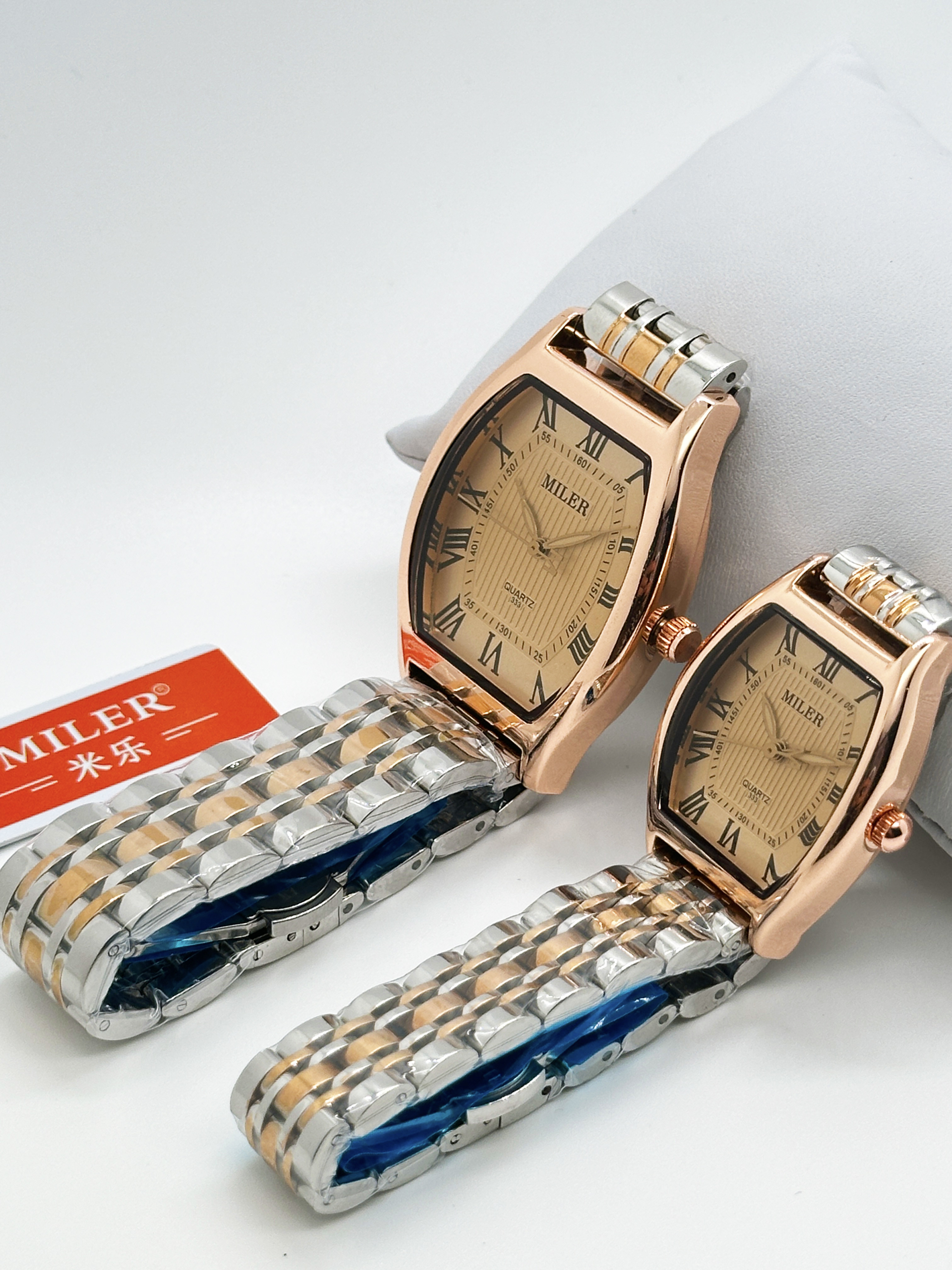 Waterproof Luxury Couple Watch Luminous Stainless Steel Quartz Watch