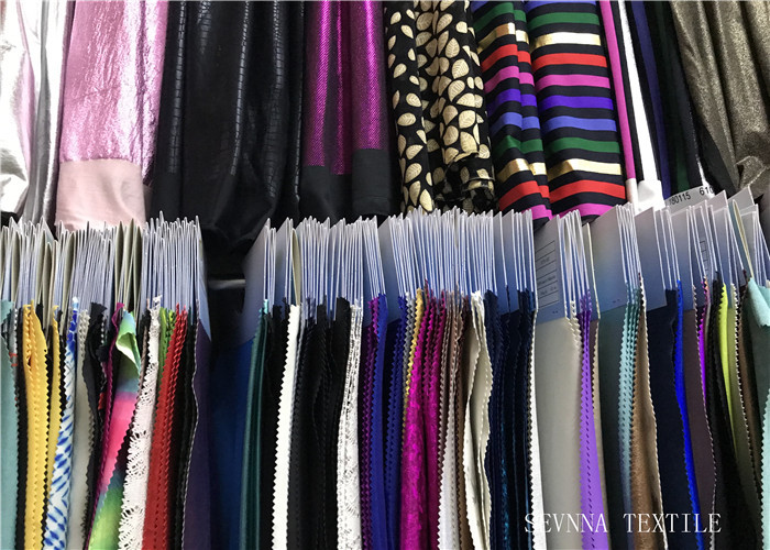 Stretch Textile Swimwear Knit Fabric , Textured Jacquard Matt Activewear Fabrics Yard