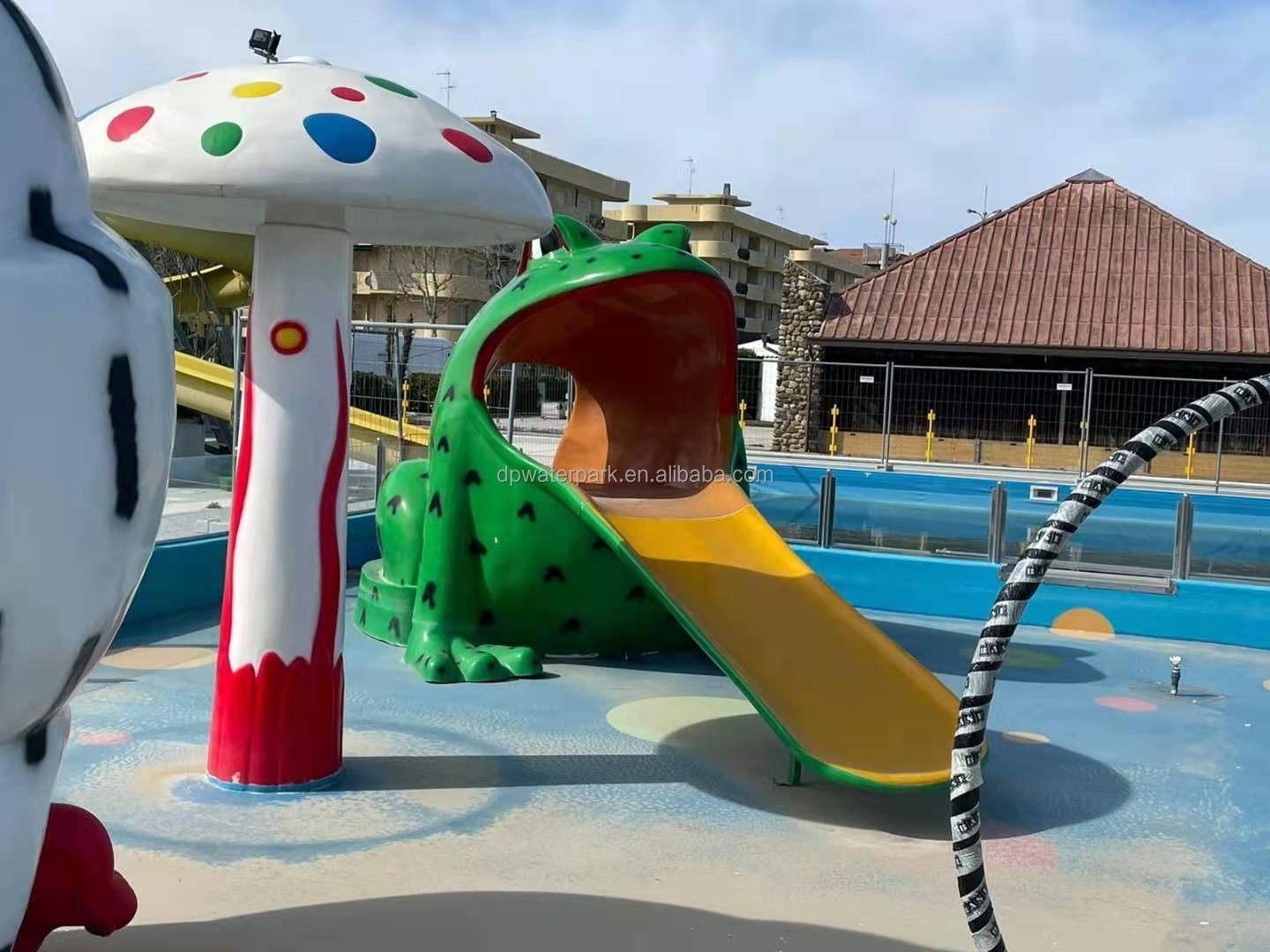 Fiberglass Water Mushroom Fountain Customized For Children Spray Park