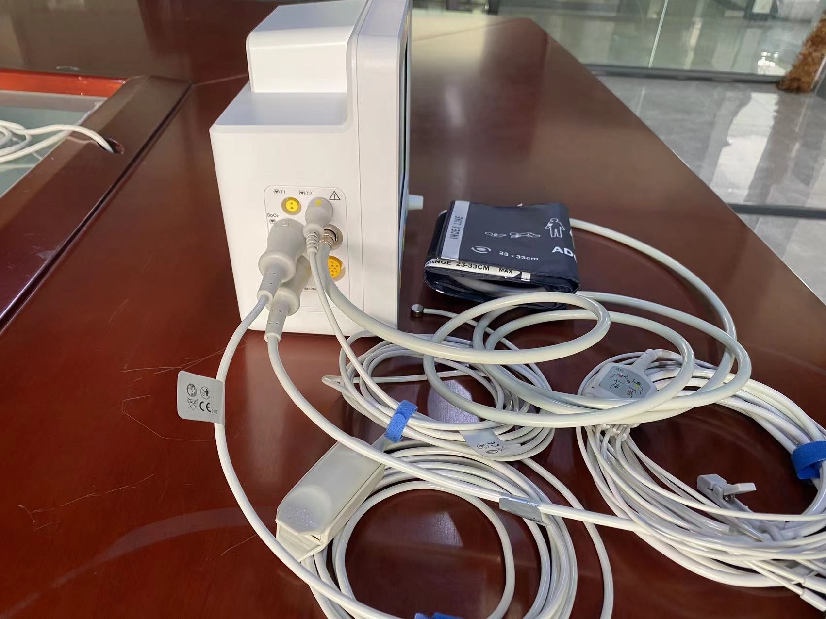 8.4 Inch TFT LCD Multi Parameter Patient Monitor High Accuracy For Adult Pediatric Neonate