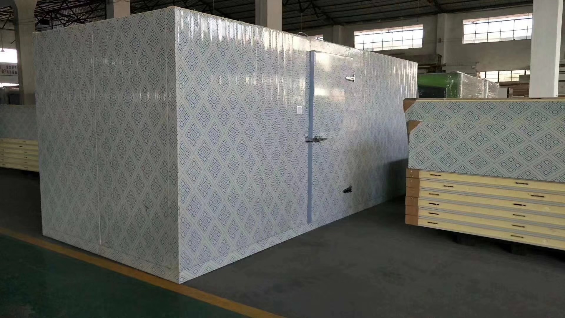 Vegetable And Fruit Cold Storage Cold Room Walk In Freezer With Copeland Condensing Unit