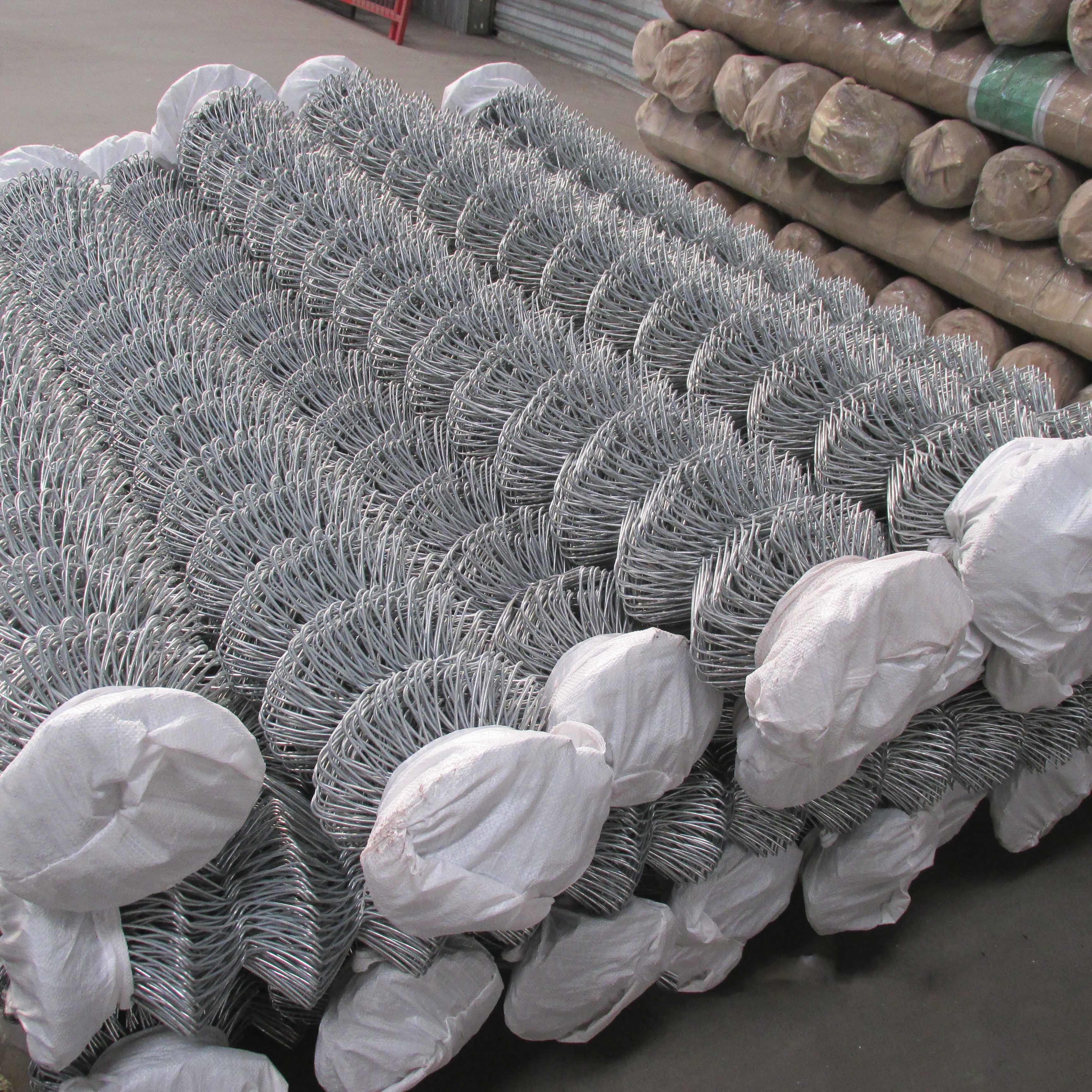 40x40 6.0mm Diamond Chain Link Fence Galvanized Wire Mesh Security