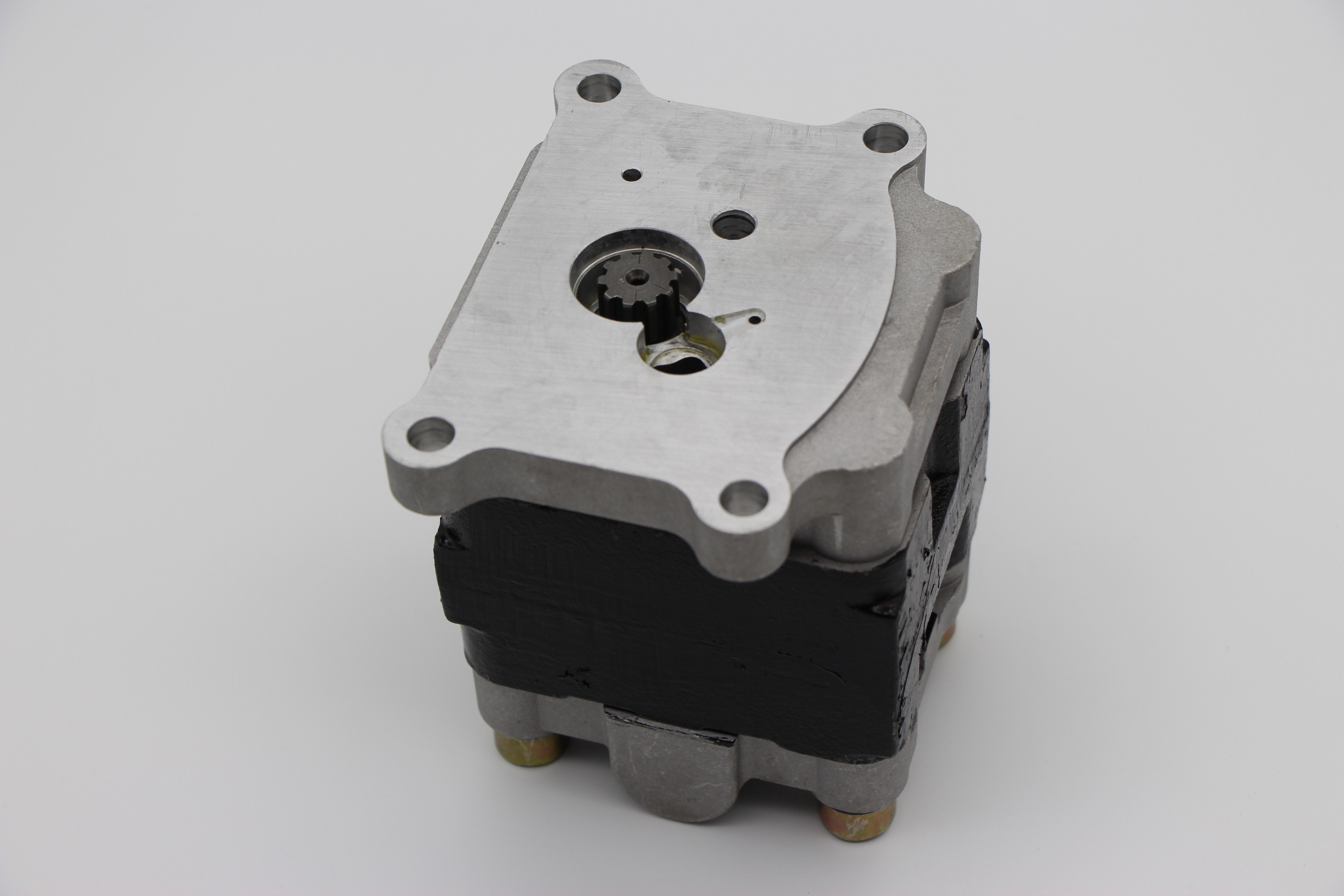 Hot sale good quality PC50MR gear pump pilot pump for PC55 PC56 PC40MR-2 excavator part