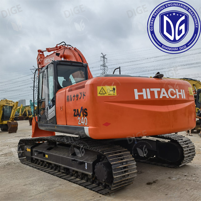 Hitachi ZX240 With excellent power durability and high efficiency Japanese Hitachi ZX240 Medium Excavator