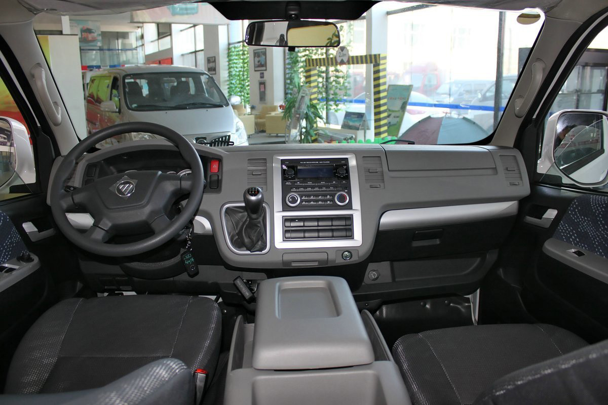 Used Foton Mini Bus 2022 Commercial Edition Gasoline Manual 5-Speed 160 HP 10 Seats Right Sliding Door