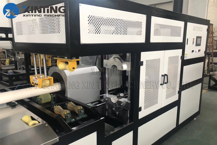 PVC UPVC Pipe 600kg/H 16mm Plastic Extruder Machine