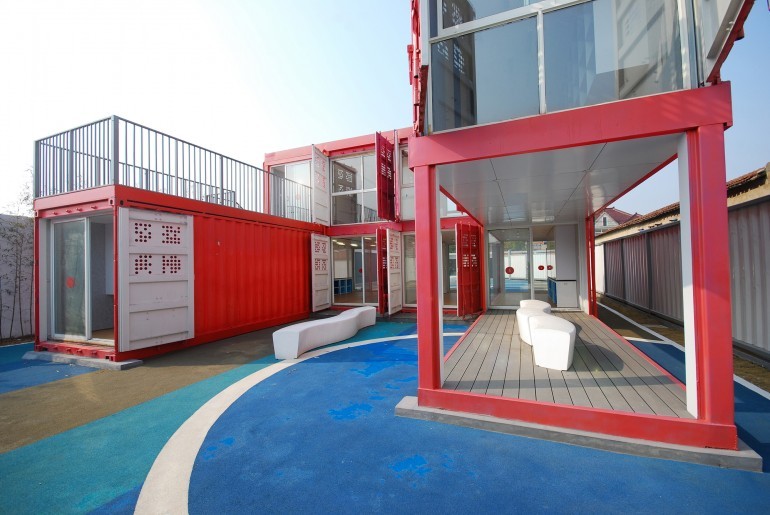 40 H Laundry Space Luxury Shipping Container House / Mobile Shipping Container Homes