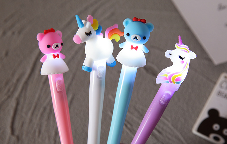4pcs Set Heat Sensitive Erasable Ink Plastic Gel Light Pen for Trending Cartoon Bear
