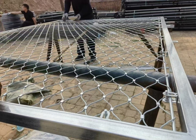 30mm*30mm Balustrade Cable Mesh With Ferruled Connection Wire Rope Mesh