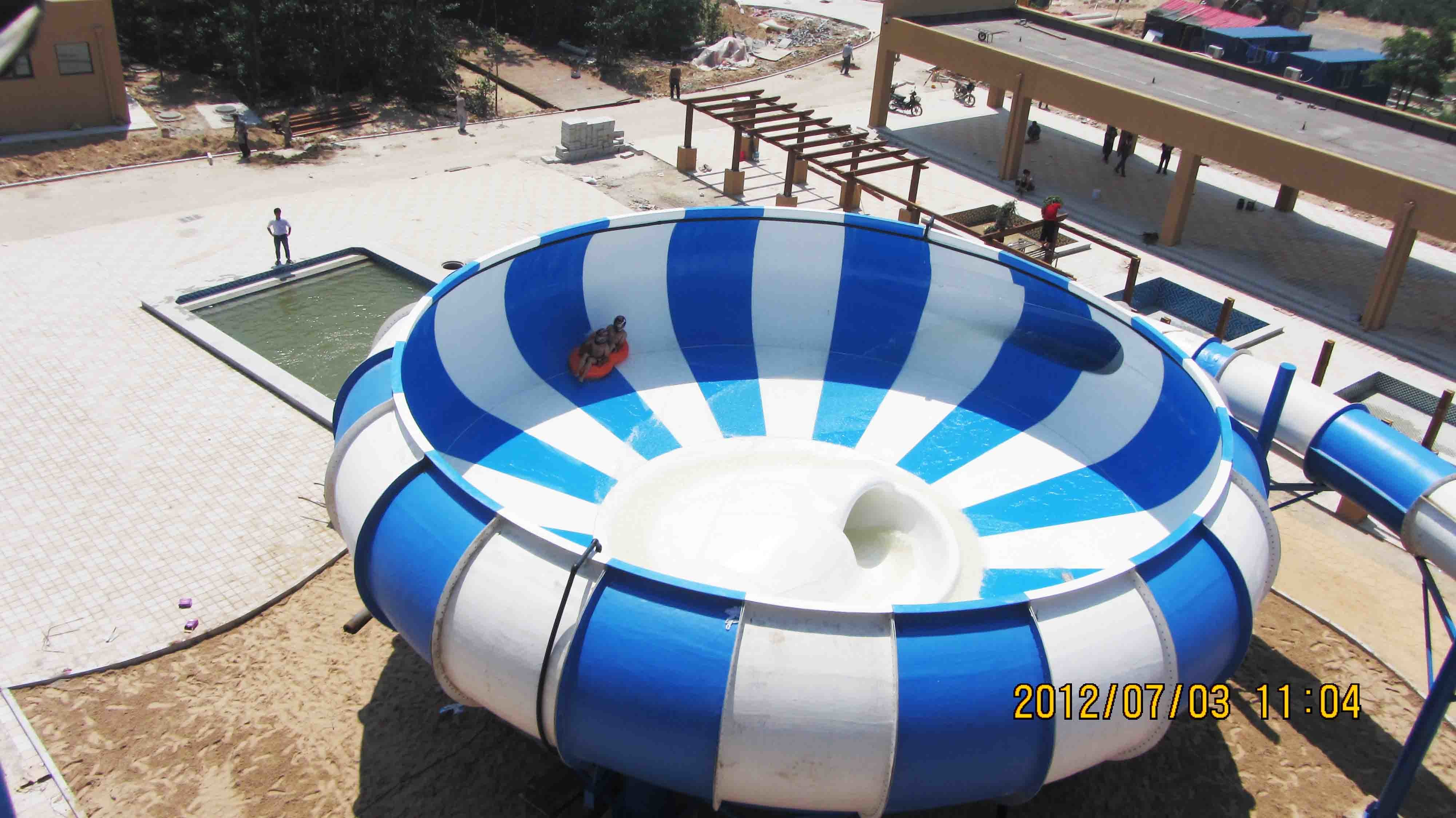 Aqua Park Fiberglass Slide / Space Bowl Water Slide With High Capacity 720 Riders / h