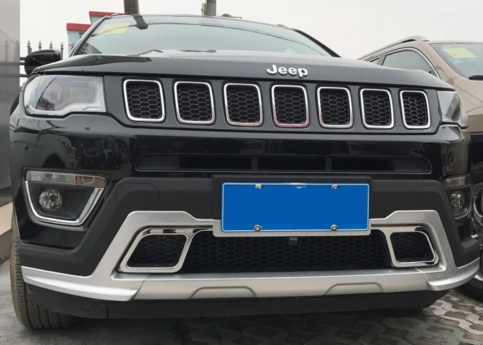 Chromed Front Fog Lamp Bezel Garnish and Rear Bumper Light Bezel for Jeep Compass 2017
