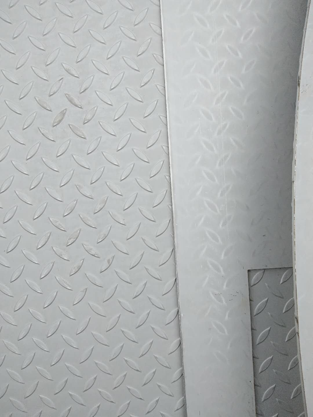 Stainless Steel Checkered Plate 304 Decorative Stainless Steel Sheet 1.4301 Checkered plate 3-6mm