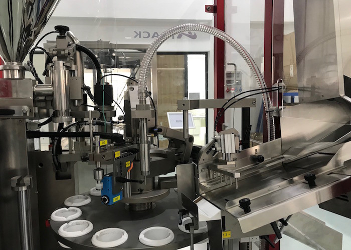 Cosmetic Automatic Tube Filling Machine PLC Control High Precision Easy Control
