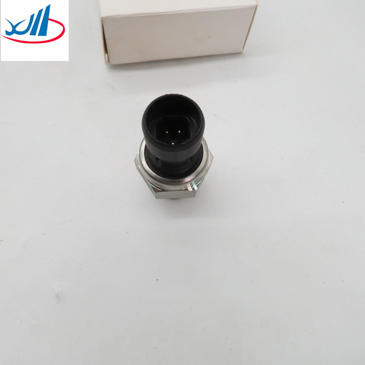 good performance oil pressure sensor VG1092090311