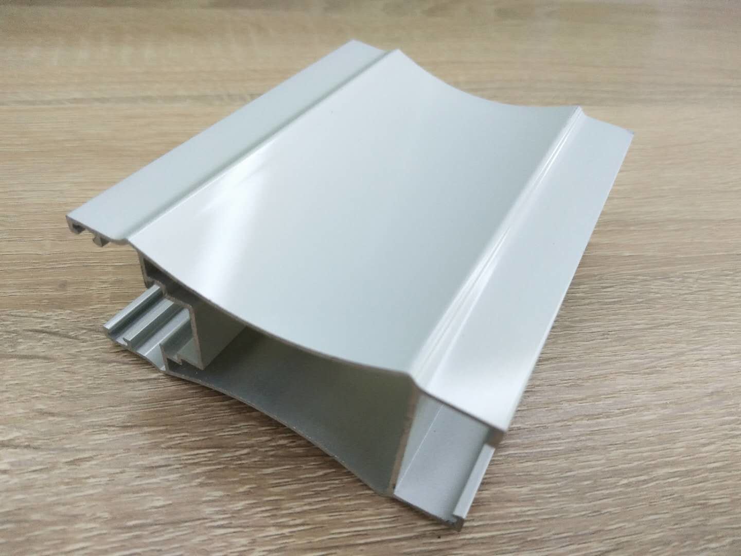 Elwctrolytic Coated Aluminium Enclosures For Electronics Strangle Shape