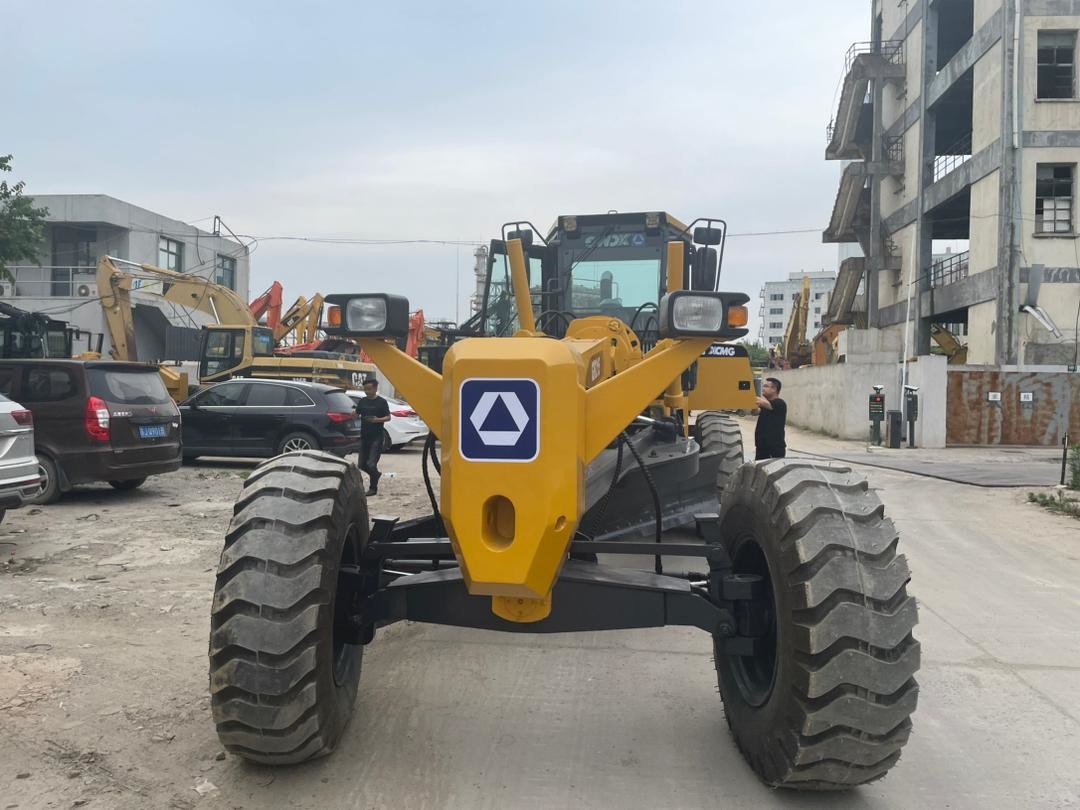 High Speed XCMG GR215 Second Hand Grader Fuel Efficiency For Construction