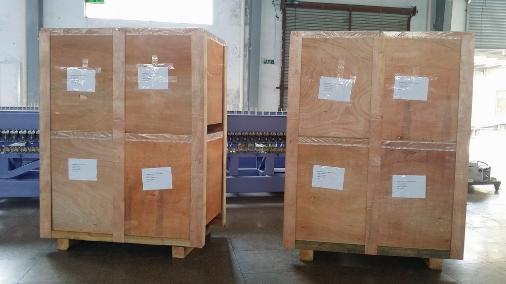 Jackets Towels Bags Single Head Embroidery Machine , Industrial Embroidery Sewing Machine With 15 Needles