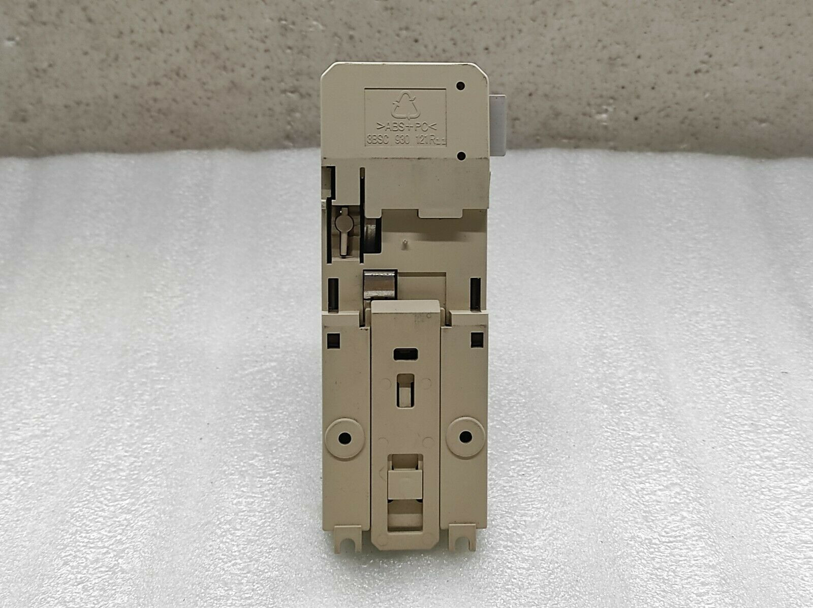 TU810V1 3BSE013230R1 COMPACT MODULE TERMINATION 2X8 SIGNAL 50V TU810V1 MTU I/O MODULE